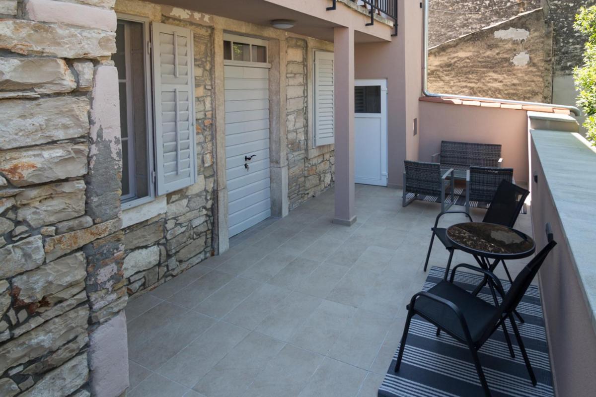 شقة Deluxe Gladiators House - Parking Included بولا الغرفة الصورة